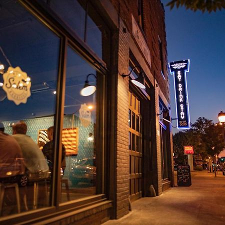 The Lofts At Downtown Salem 아파트 호텔 외부 사진