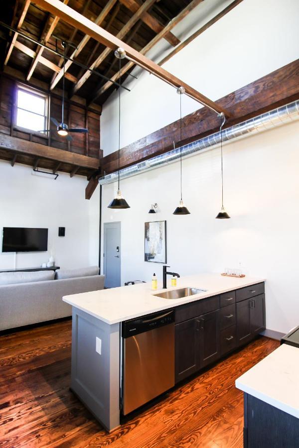 The Lofts At Downtown Salem 아파트 호텔 외부 사진